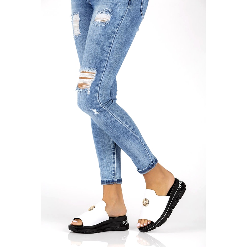 Kožené pantofle Filippo DK3872 / 22 Wh bílé bílý 5