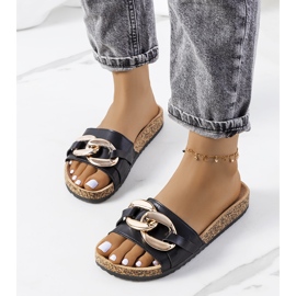 Černé pantofle s řetízkem Derbi černý 1