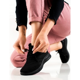 DK Pohodlná sportovní obuv černá 2