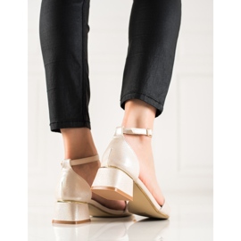 Goodin Lesklé sandály zlatý 1