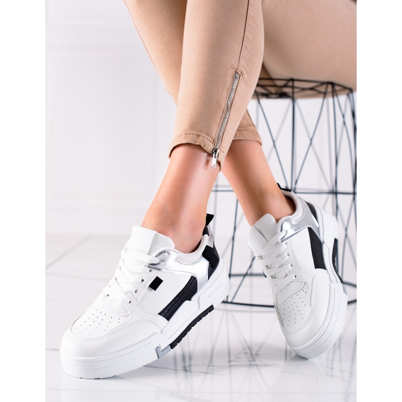 TRENDI Bílé tenisky na platformě bílý 1