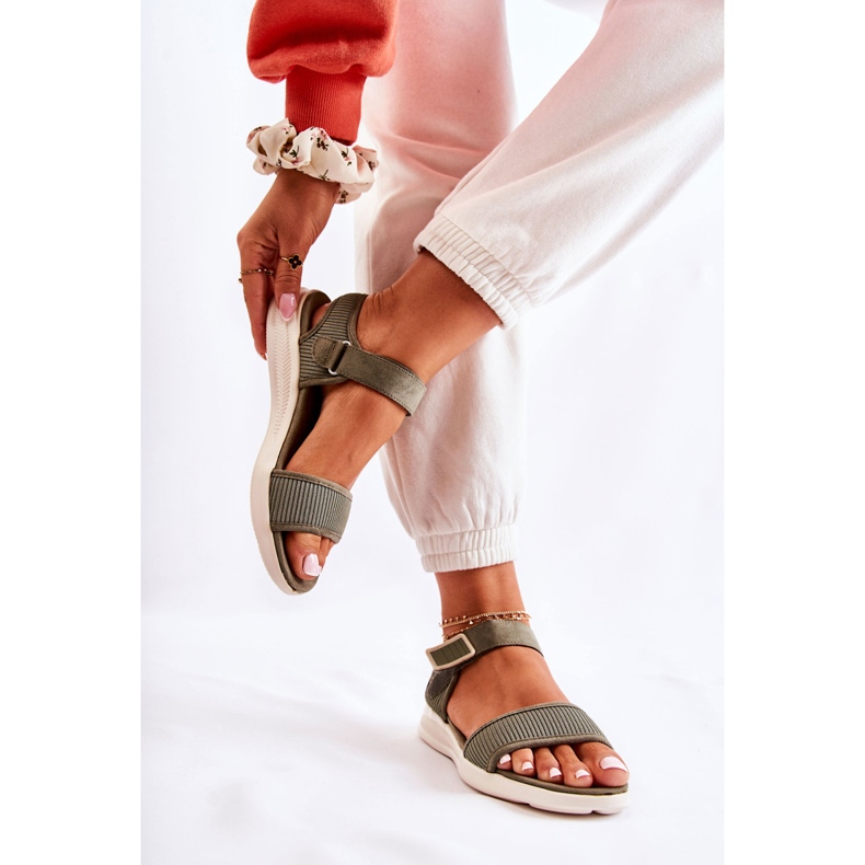 PE1 Dámské pohodlné sandály na suchý zip Green Sidney zelená 2 PE1 Dámské pohodlné sandály na suchý zip Green Sidney zelená 2