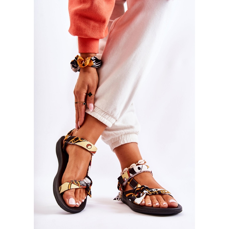 PM1 Dámské sandály na suchý zip Black Caprisa bílý 2