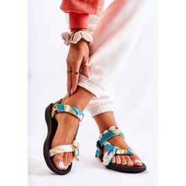 PM1 Dámské sandály se zeleným suchým zipem Caprisa bílý 2