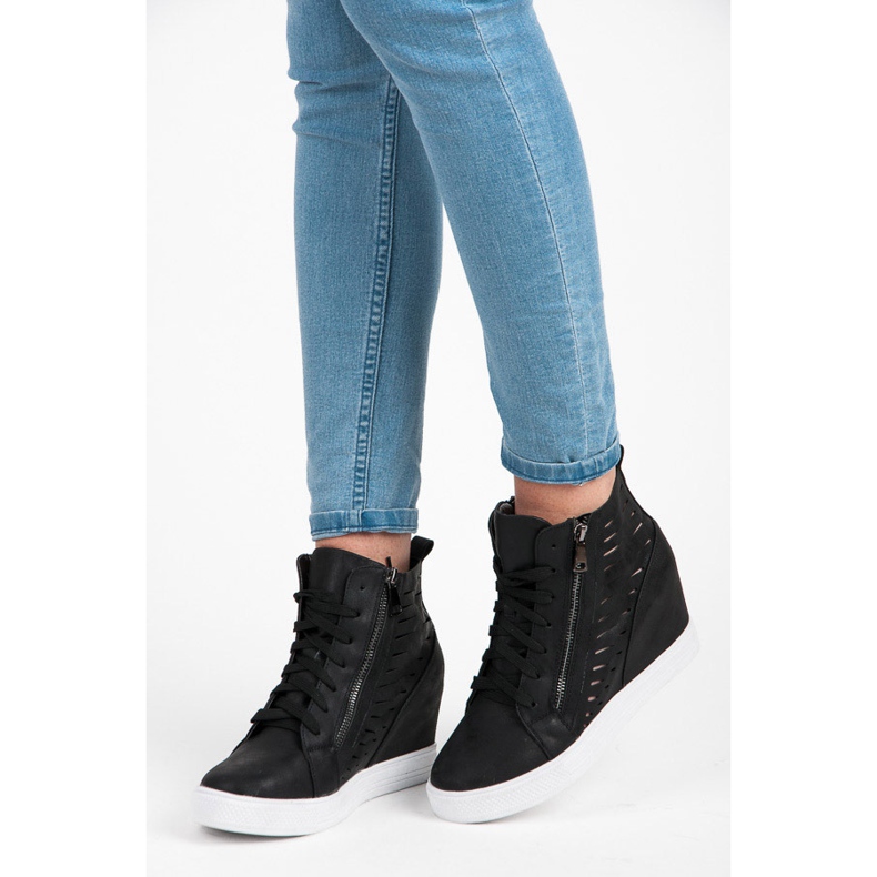 Seastar Tenisky ve vysokém lesku černá 2