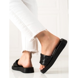 Small Swan Černé pantofle černý 1