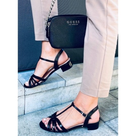 Sparkle Black sandály na nízkém podpatku černá 2