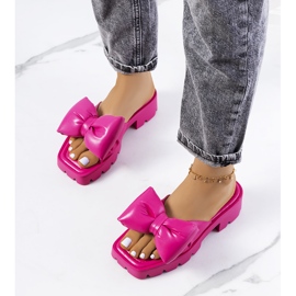 Růžové pantofle na podrážce traktoru Platt růžový 1 Růžové pantofle na podrážce traktoru Platt růžový 1