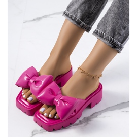 Růžové pantofle na podrážce traktoru Platt růžový 2 Růžové pantofle na podrážce traktoru Platt růžový 2