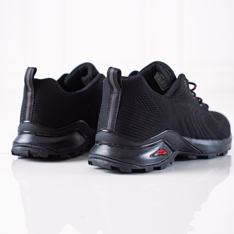 DK Pohodlná sportovní obuv černá 1 DK Pohodlná sportovní obuv černá 1