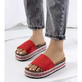 Červené sandály na korkové podrážce Bonython 1