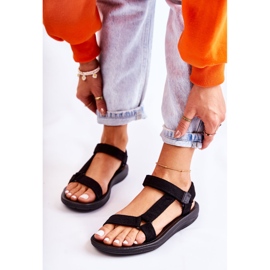 Dámské černé semišové sportovní sandály Harris černá 1