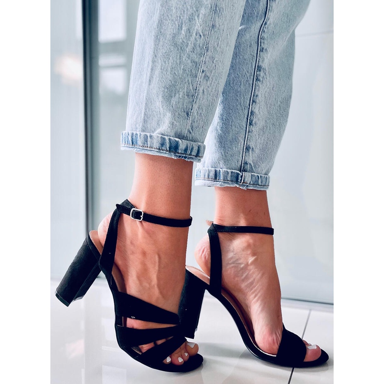 Sandály na podpatku Leslie Black černá 1