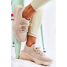 Světle béžová nazouvací dámská sportovní obuv Dalmiro béžový 2