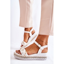 PS1 Dámské sandály na klínu bílé Chaves bílý 1 PS1 Dámské sandály na klínu bílé Chaves bílý 1