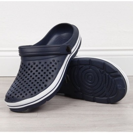 Novinky M EVE301B tmavě modré prolamované pěnové pantofle námořnická modrá 2