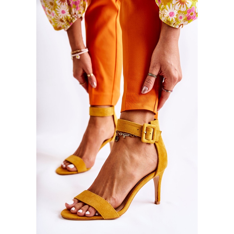 Dámské semišové sandály na vysokém podpatku žluté Marconi žluť 1