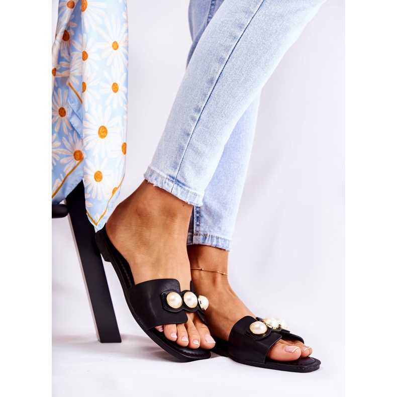 PG1 Dámské černé pantofle Tacoma s ozdobnými perlami černá 2 PG1 Dámské černé pantofle Tacoma s ozdobnými perlami černá 2