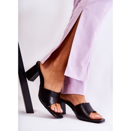 PG1 Kožené klasické pantofle na patě černá Talena 1