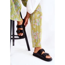 PJ1 Klasické černé dámské pantofle Weston černá 2