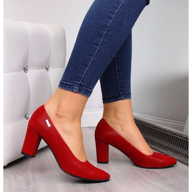 Lodičky na sloupku červené W Monique 2