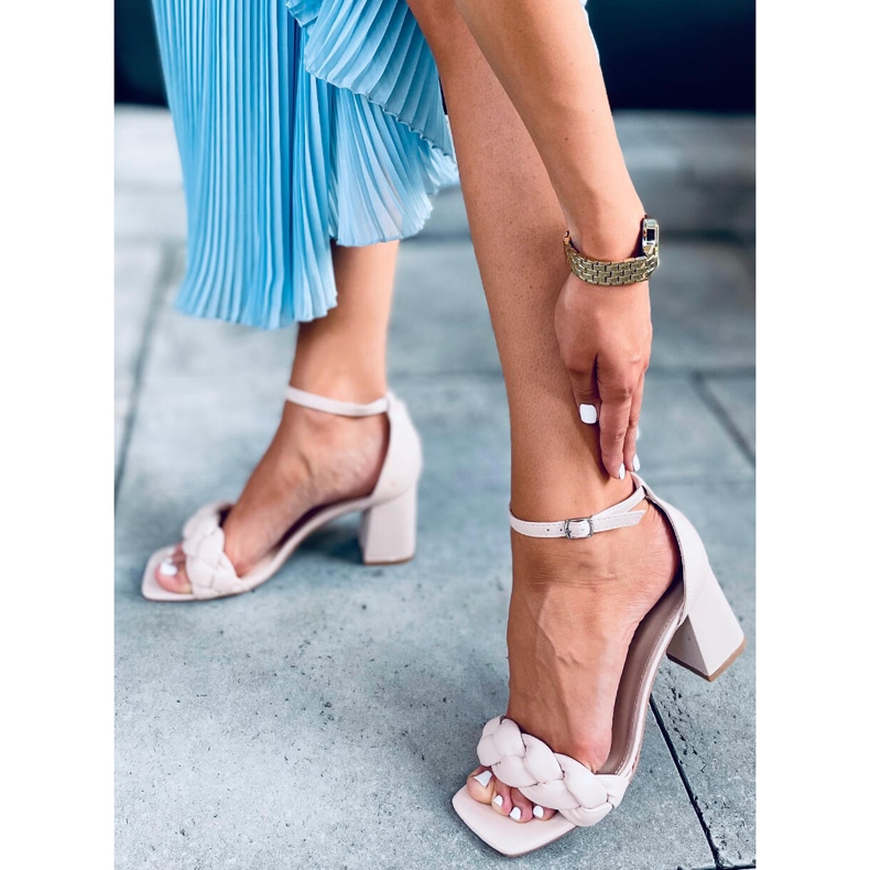 Sandály na vysokém podpatku od Denise Beige béžový 2