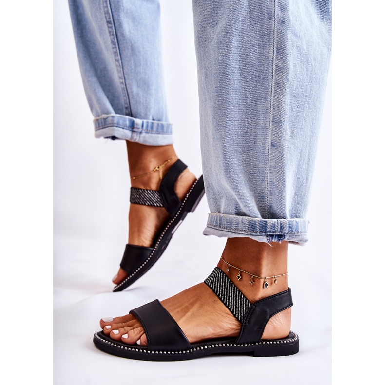 PE1 Dámské klasické sandály na plochém podpatku černé Catis černá 2 PE1 Dámské klasické sandály na plochém podpatku černé Catis černá 2