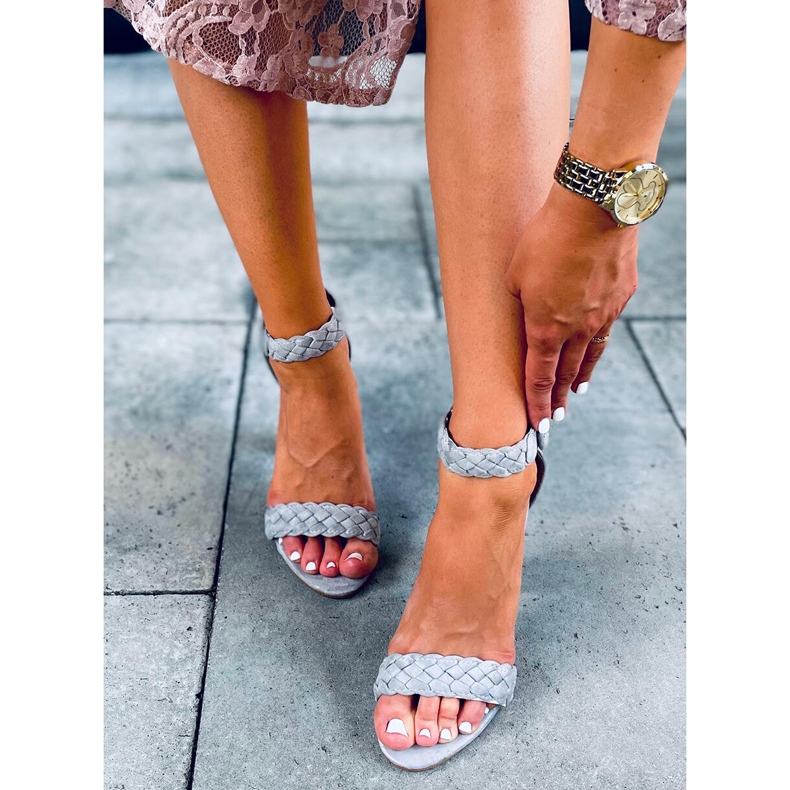 Sandály na postu Donny Gray šedá 1