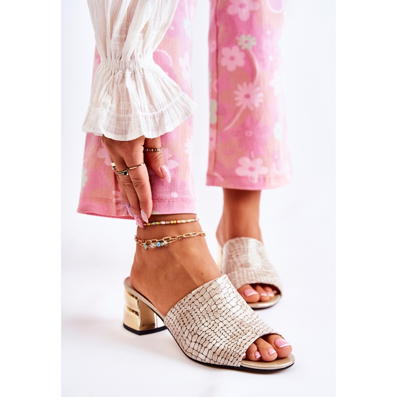 PA2 Kožené dámské pantofle Krokodýl na podpatku Béžová Perry béžový 1 PA2 Kožené dámské pantofle Krokodýl na podpatku Béžová Perry béžový 1