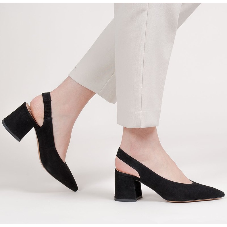 Marco Shoes Černé sandály 1501P s páskem a gumou černý 2