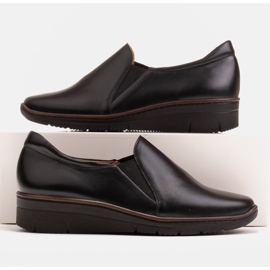 Radoskór Pohodlné boty pro širší nohu na lehké podrážce černá 1