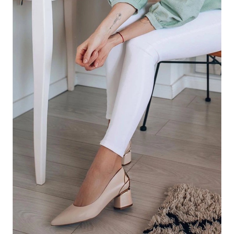 Marco Shoes Lodičky v béžové kůži s květinovým vzorem béžový 1