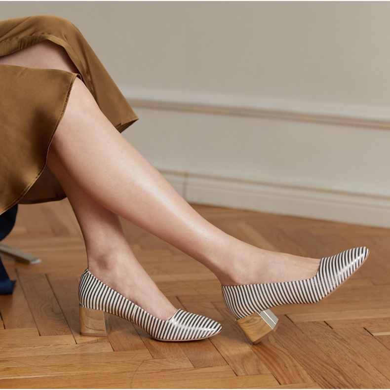 Marco Shoes Elegantní lodičky s kovovým podpatkem stříbro 1