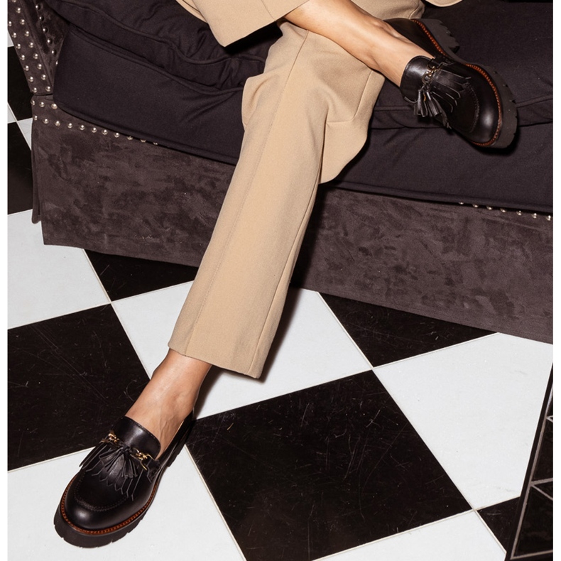 Marco Shoes Mokasíny se zlatým řetízkem na lehké podrážce černá 1