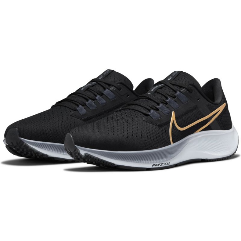 Bota Nike Air Zoom Pegasus 38 W CW7358-004 černý 1
