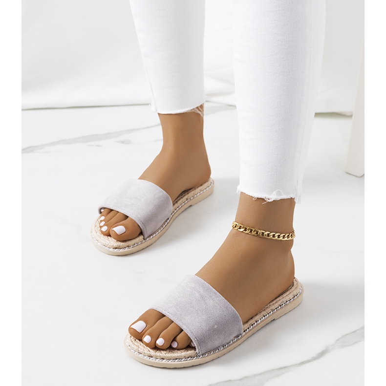 Šedé dámské pantofle Staton šedá 1