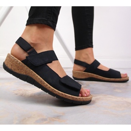 Kožené dámské sandály na klínku Rieker V7170-14 námořnická modrá 2