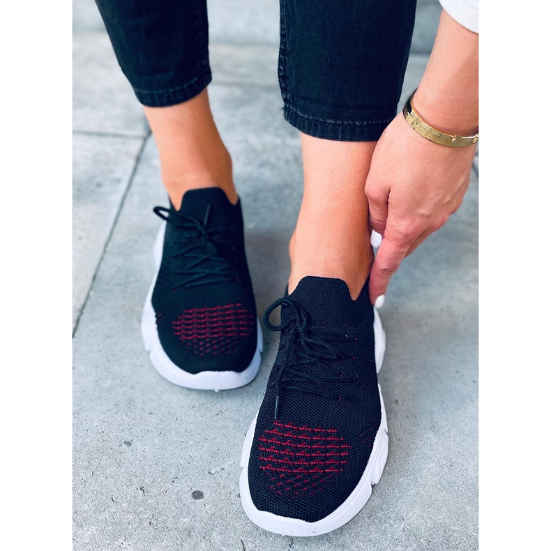 Černé ponožky Harri černá červené 2