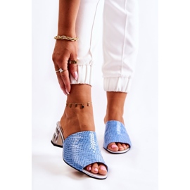 Kožené dámské pantofle krokodýl vzor na podpatku modré perry modrý 1