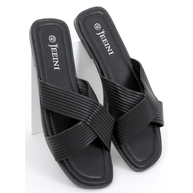 Dámské pantofle Fuzzy Black černá 2