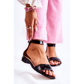 Dámské černé lakované sandály Shanley černá 1