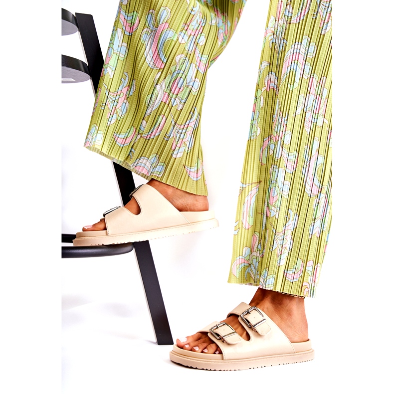 PJ1 Klasické dámské béžové slip-ony Weston béžový 4