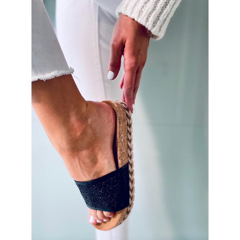 Jova Černá korková podrážka černý 2