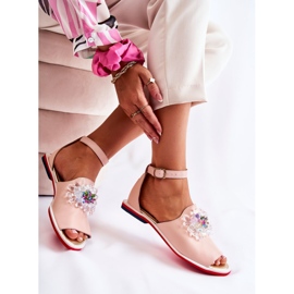 PA2 Dámské kožené sandály se zářivě růžovým zdobením Nevassa 7