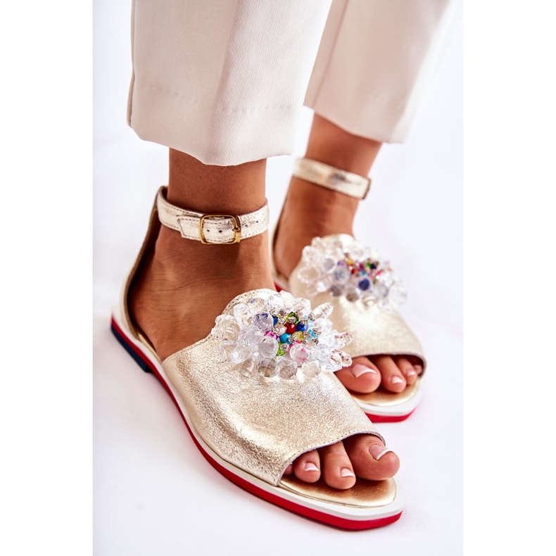 PA2 Dámské kožené sandály se zlatým zdobením Nevassa 2