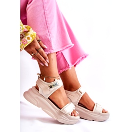 PE1 Dámské sandály na béžové platformě terina béžový 2