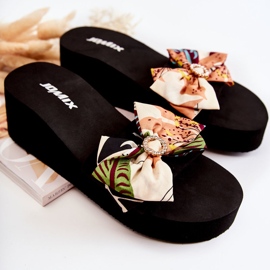 WJ1 Dámské béžové pěnové pantofle Silana na klínku béžový vícebarevný 2