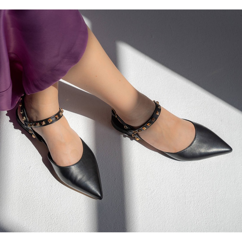 Marco Shoes Černé sandály s cvočky černá 1