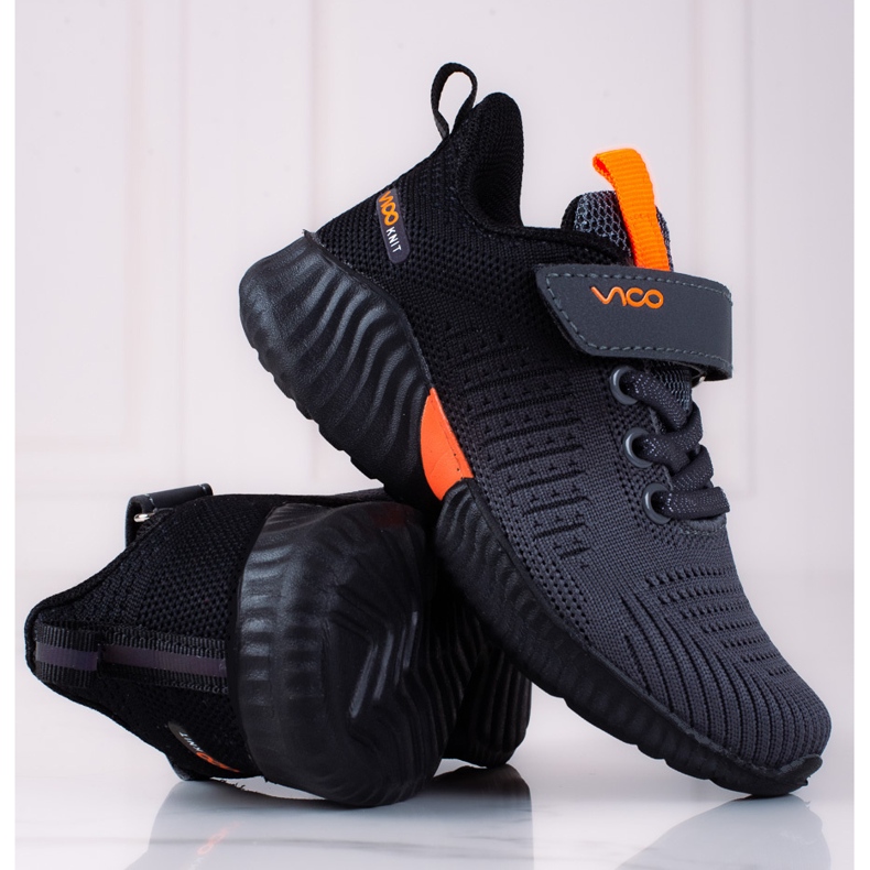 Dětské tmavě šedé prolamované tenisky Vico šedá 1