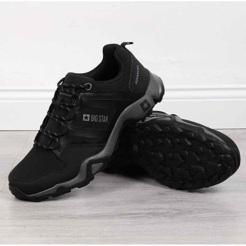 Černá sportovní obuv Big Star M GG174269 černý 1